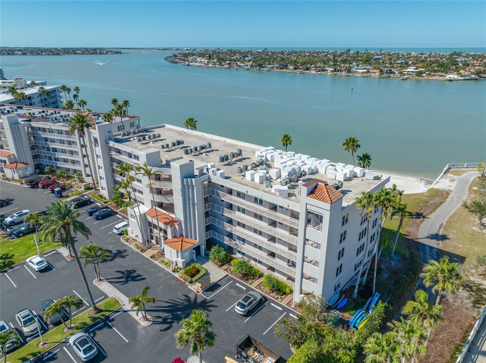 Image 15 of 22 For 5701 Bahia Del Mar Circle 108