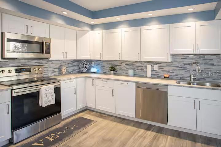 Image 6 of 22 For 5701 Bahia Del Mar Circle 108