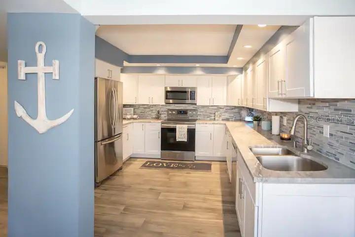 Image 7 of 22 For 5701 Bahia Del Mar Circle 108