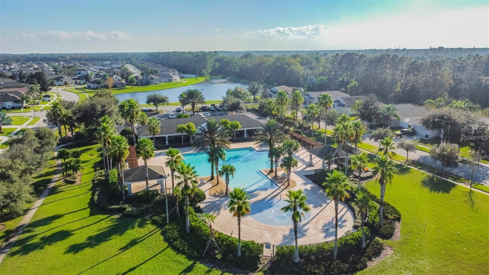 Listing photo id 36 for 7822 Atwood Drive
