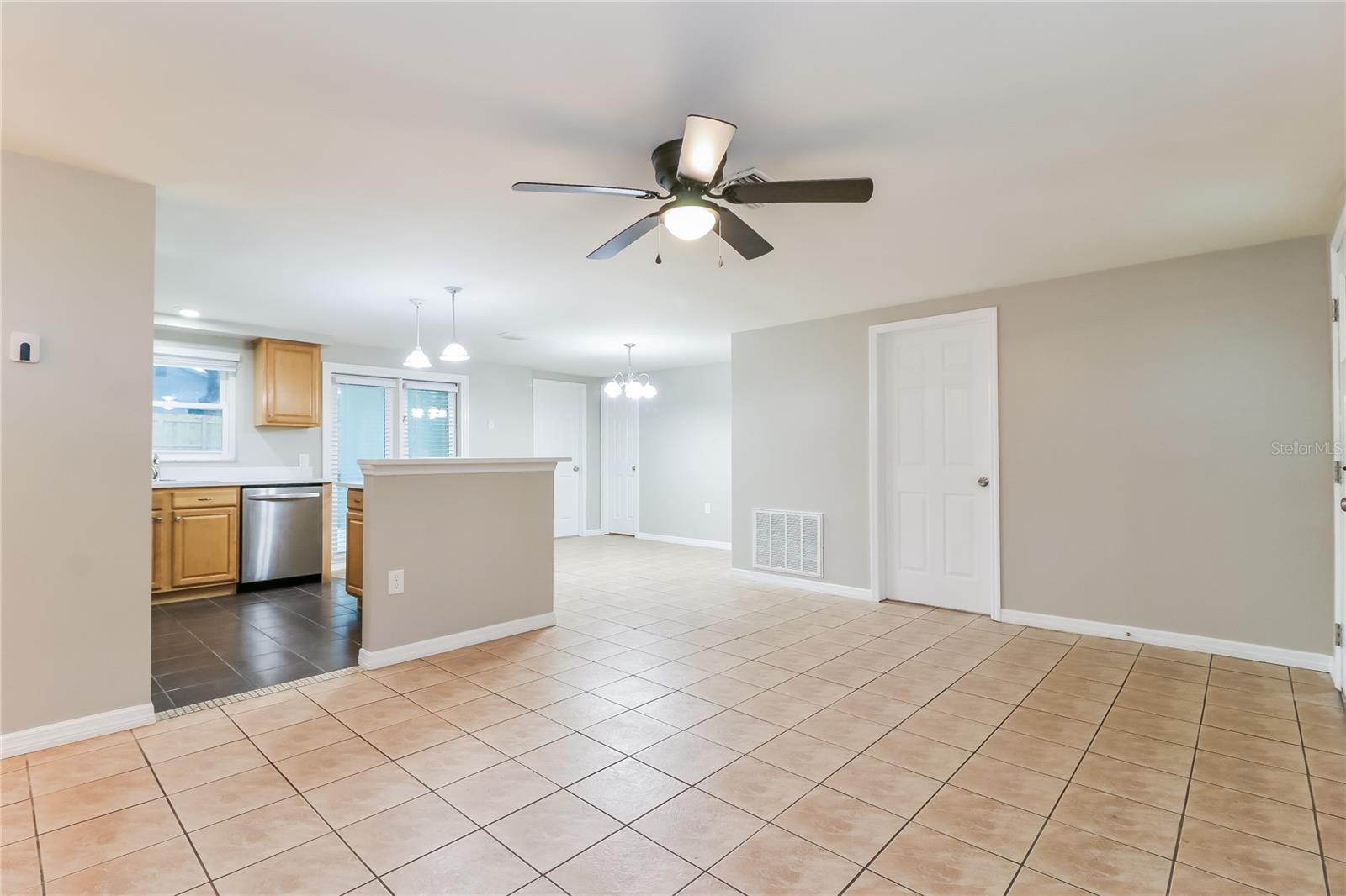 Image 4 of 16 For 8626 Horizon Lane