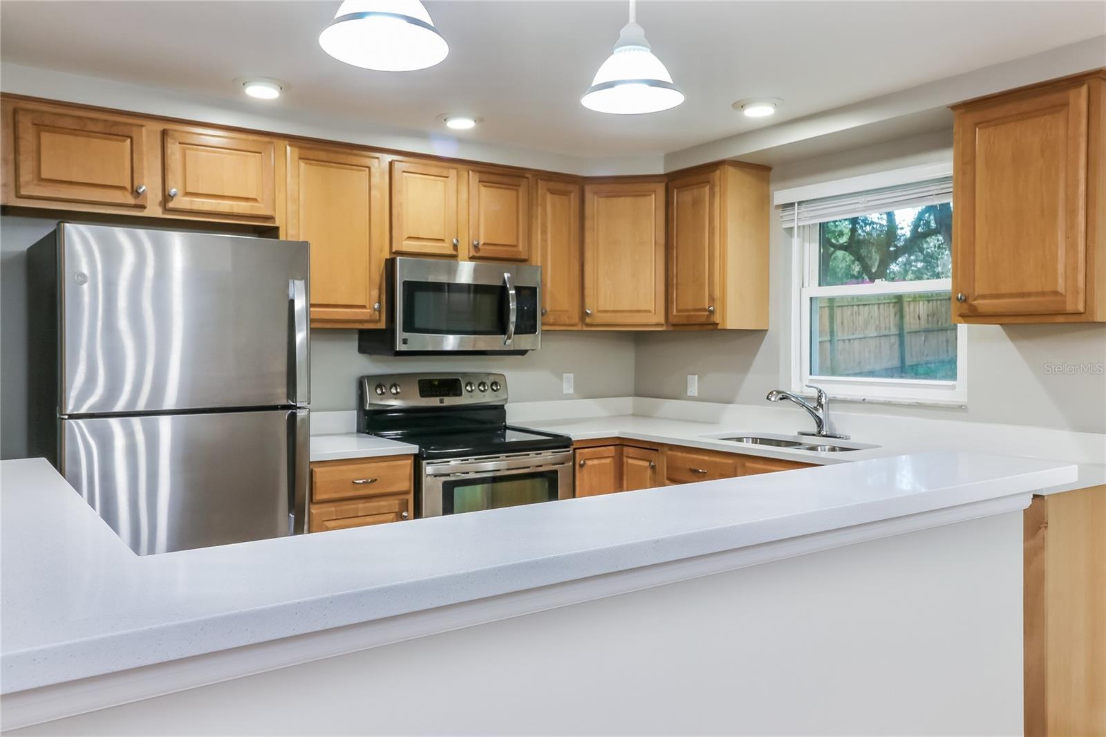 Image 7 of 16 For 8626 Horizon Lane