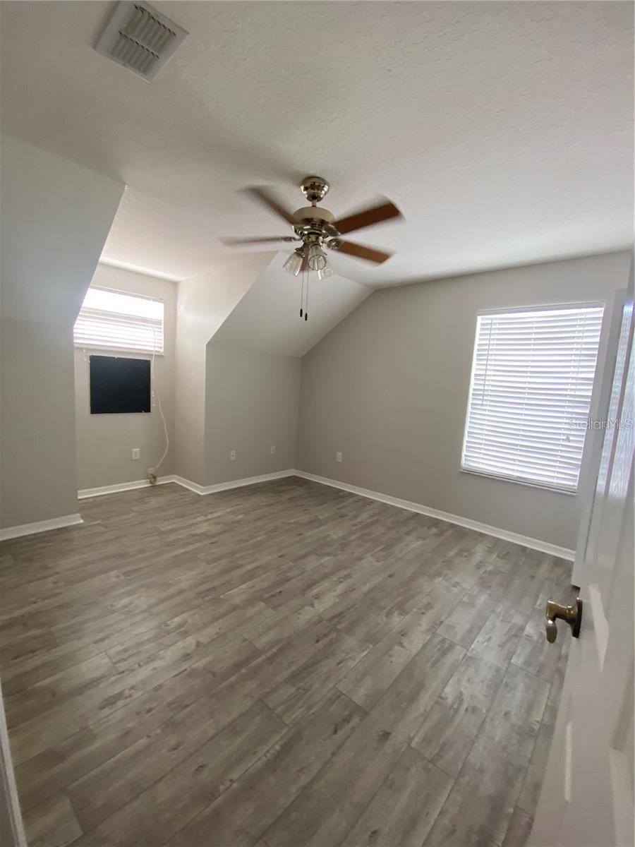 Image 9 of 13 For 5619 Tanagergrove Way