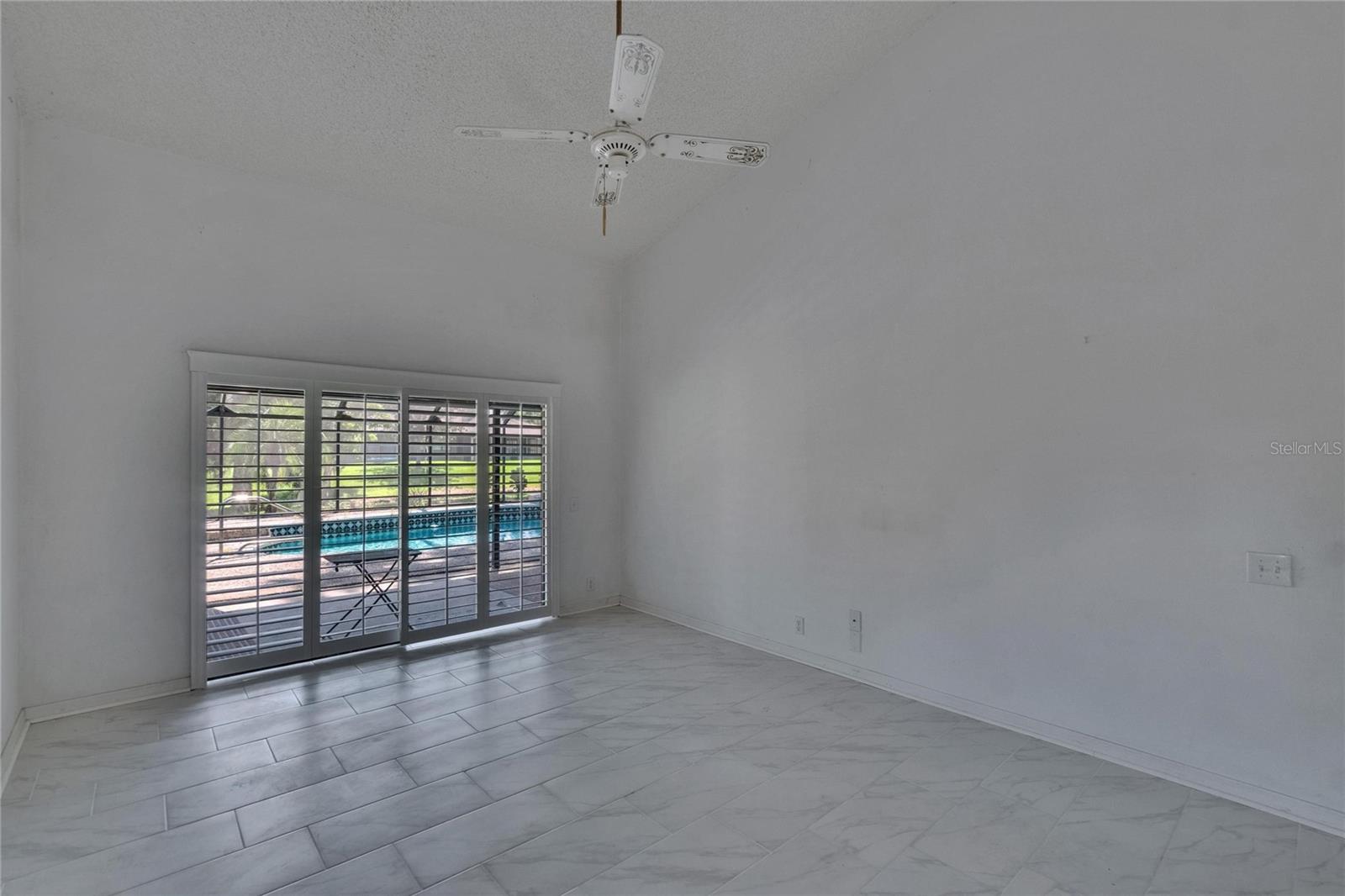 Image 11 of 70 For 1905 Horseshoe Drive