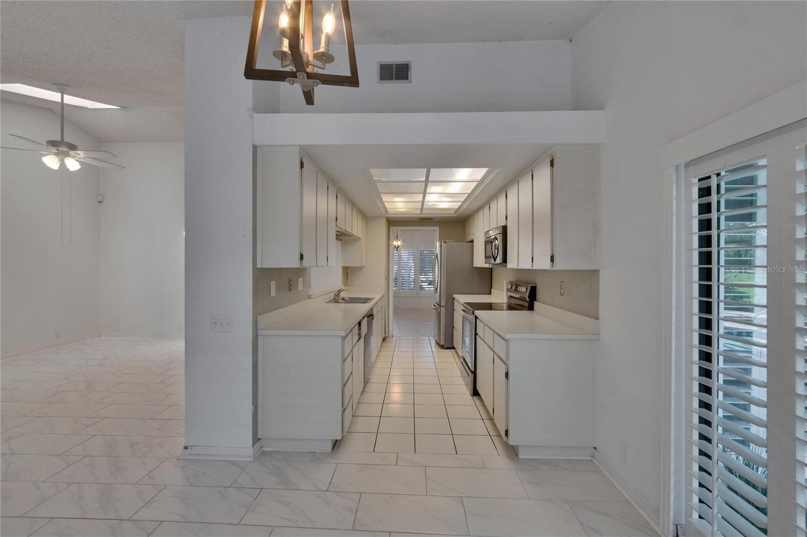 Image 31 of 70 For 1905 Horseshoe Drive