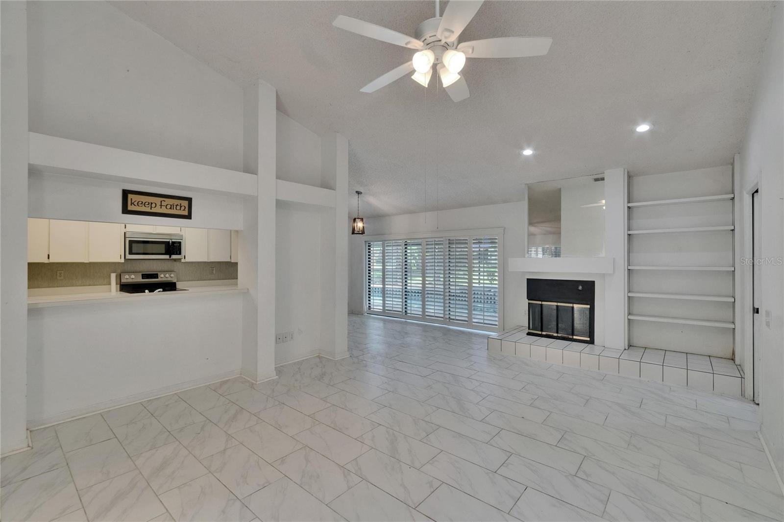 Image 38 of 70 For 1905 Horseshoe Drive