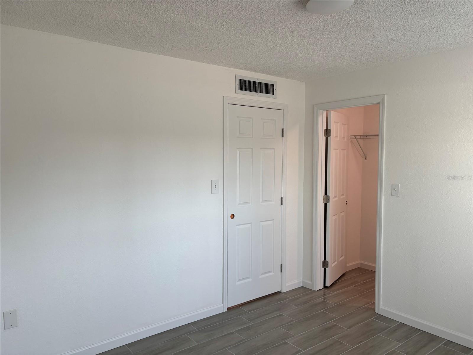 Image 9 of 12 For 1290 83rd Avenue N 1290 A