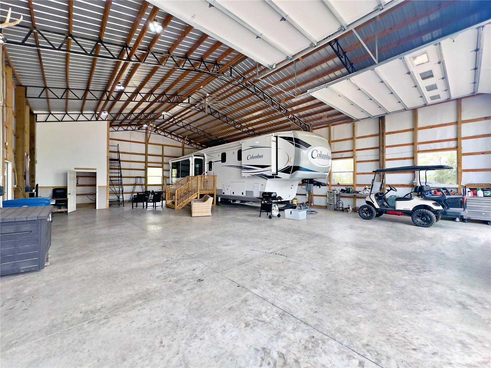 Listing photo id 21 for 13268 Harrison Street