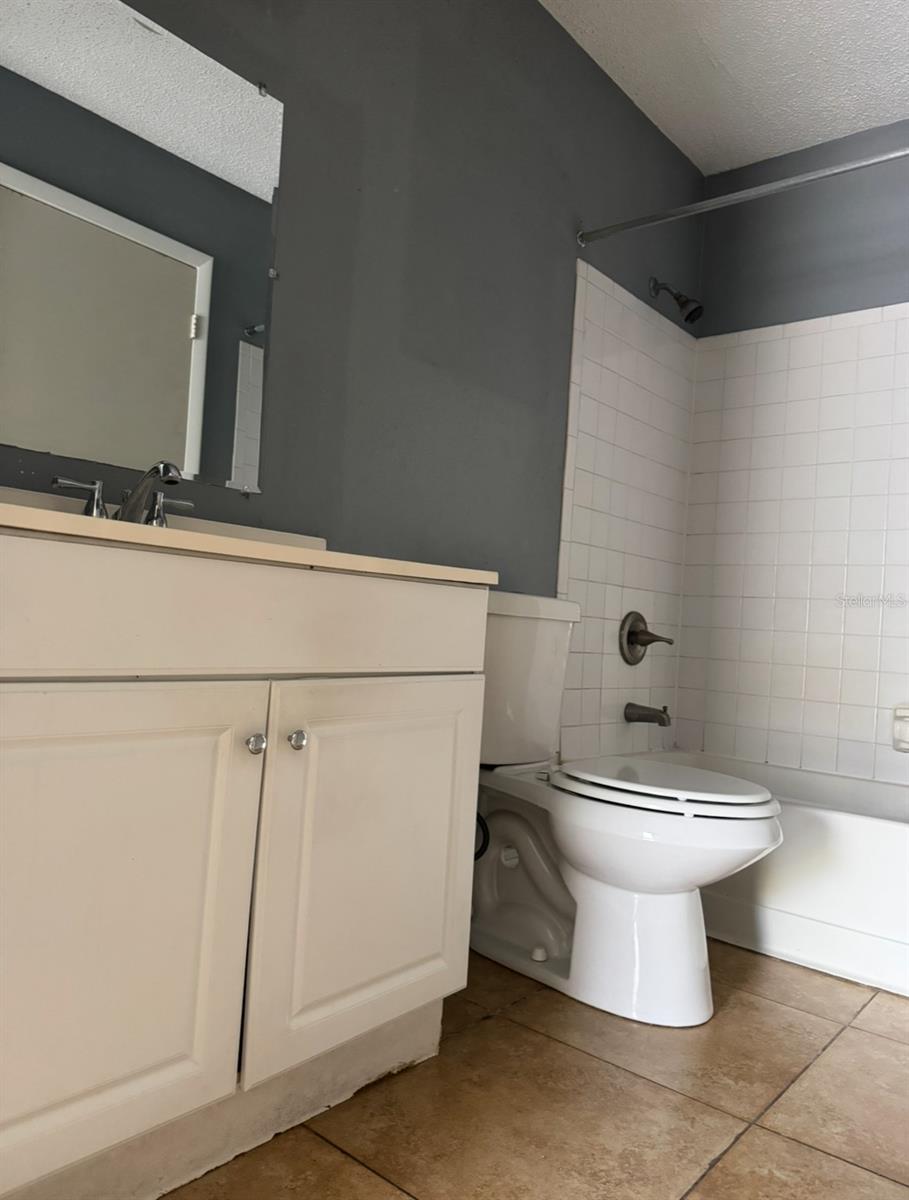 Image 14 of 25 For 8752 Mallard Reserve Drive 102