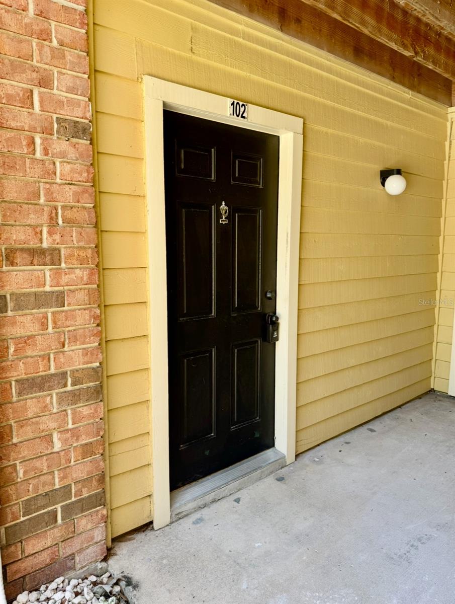 Image 22 of 25 For 8752 Mallard Reserve Drive 102