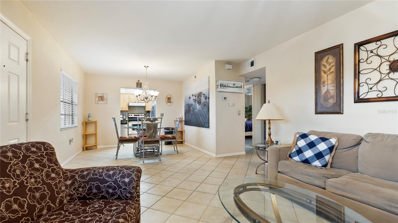 Image 2 of 24 For 6100 Gulfport Boulevard S 415