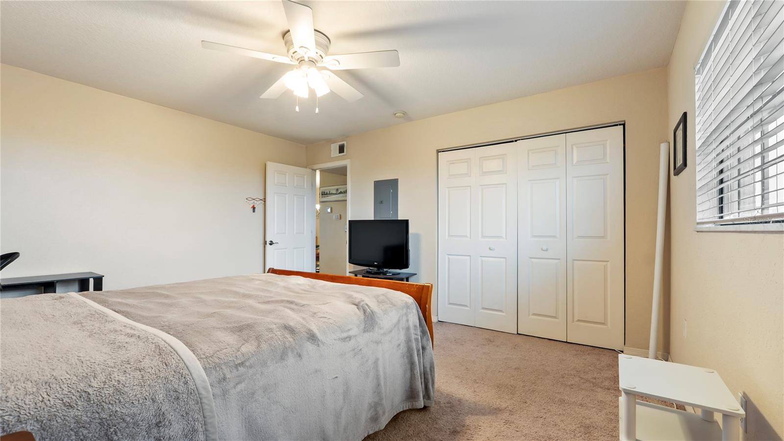 Image 20 of 24 For 6100 Gulfport Boulevard S 415