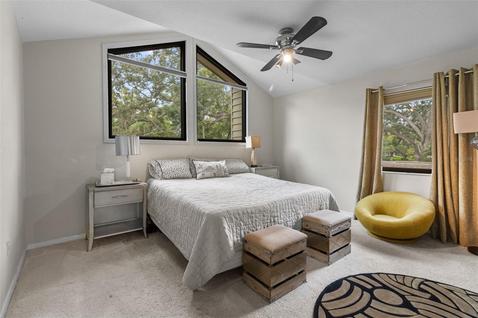 Image 18 of 43 For 1139 43rd Avenue N