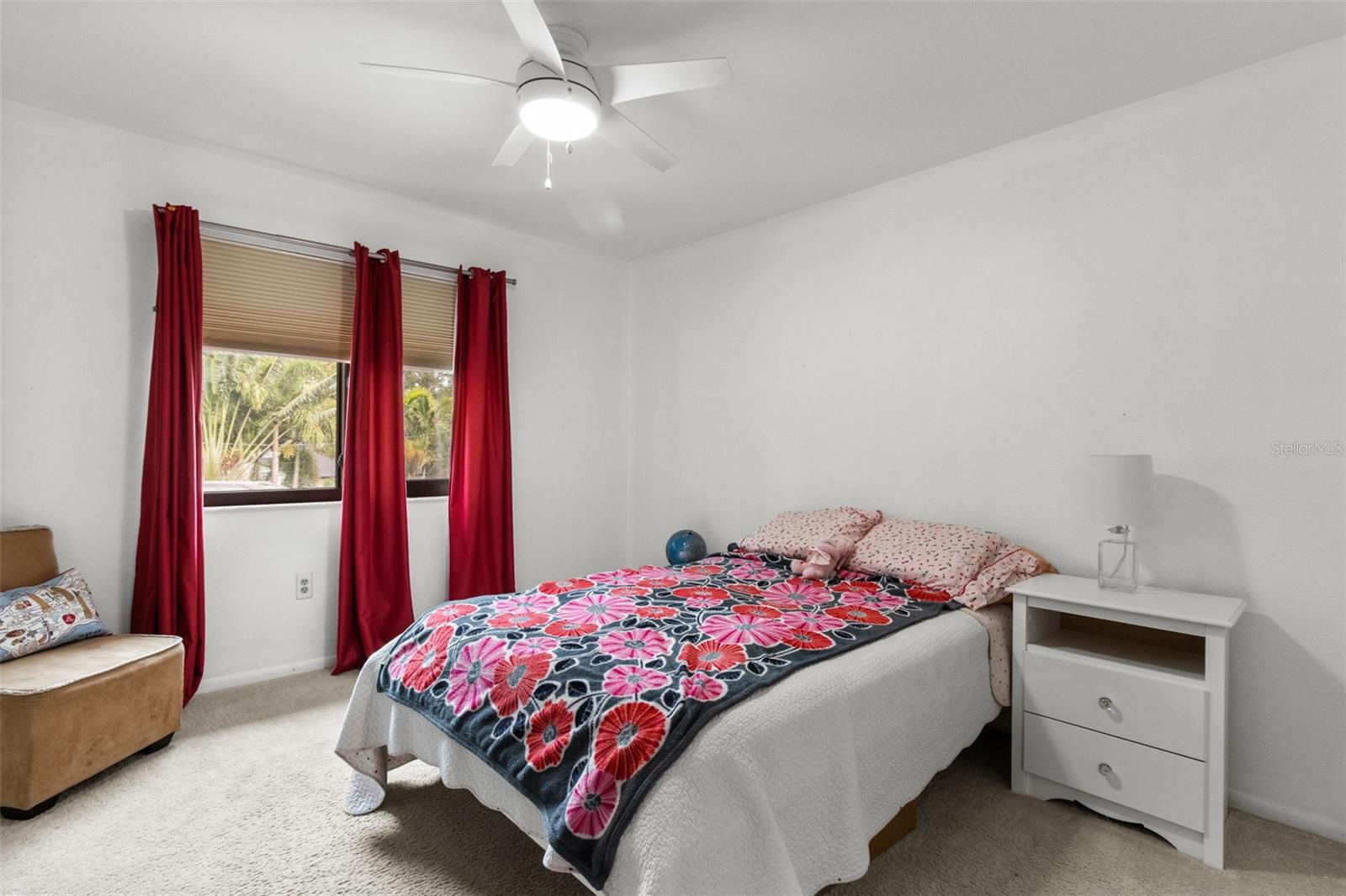 Image 23 of 43 For 1139 43rd Avenue N