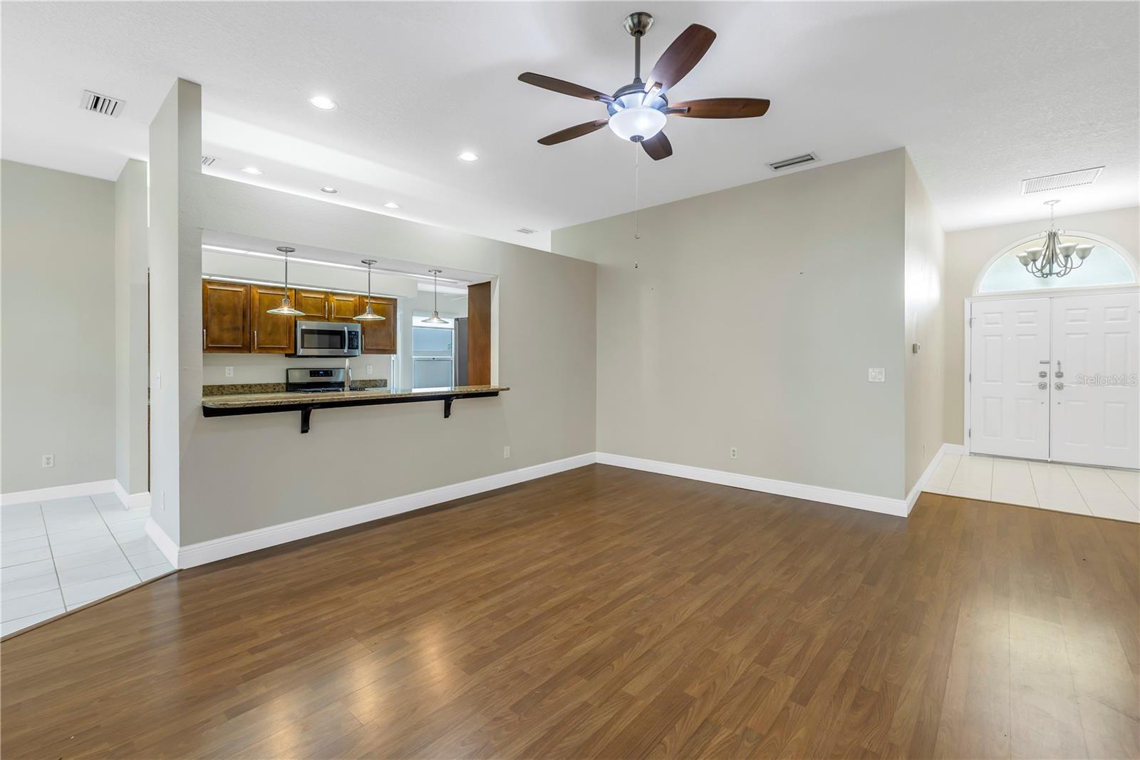 Image 10 of 46 For 4832 Queen Palm Terrace Ne