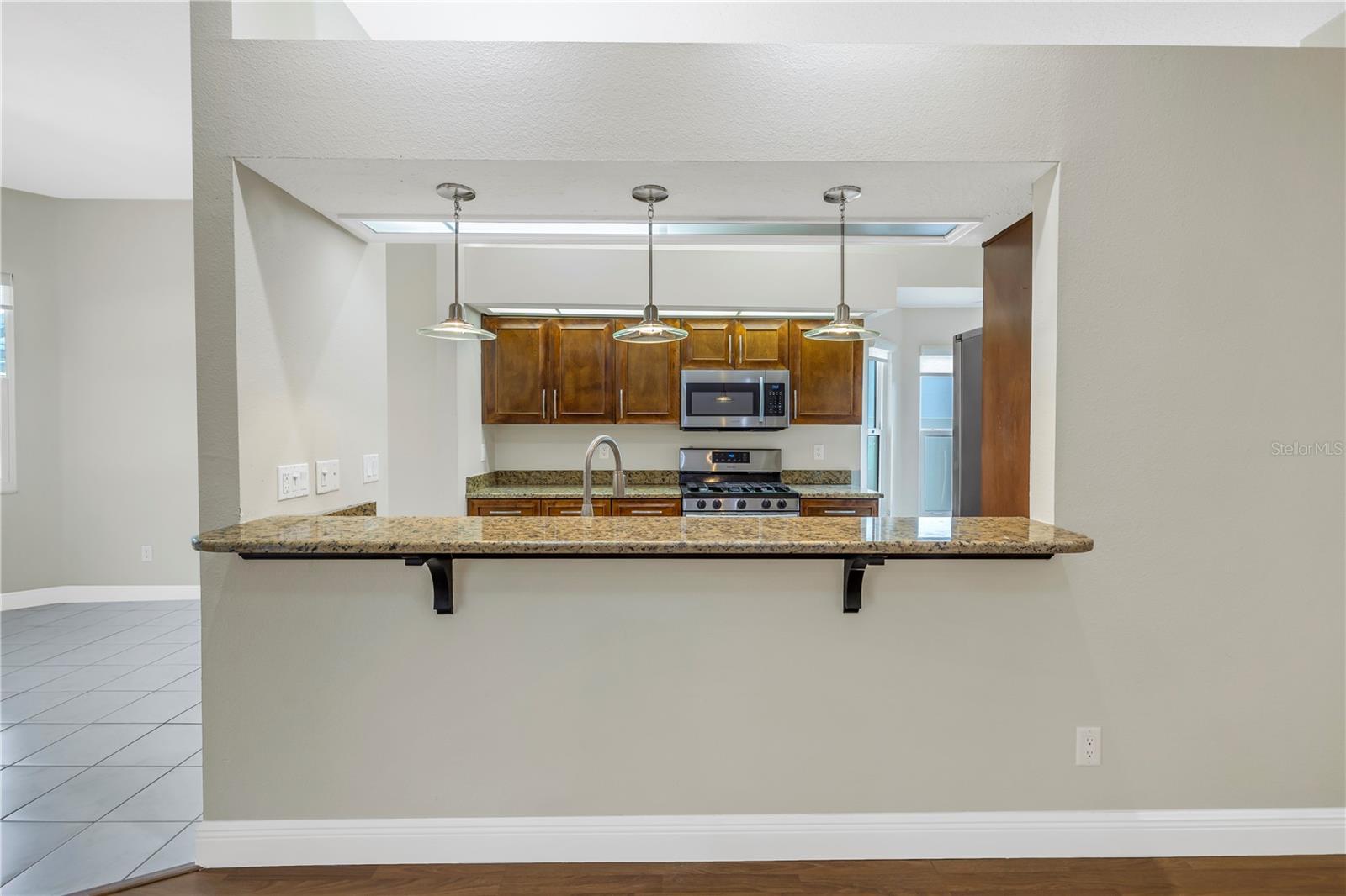 Image 11 of 46 For 4832 Queen Palm Terrace Ne
