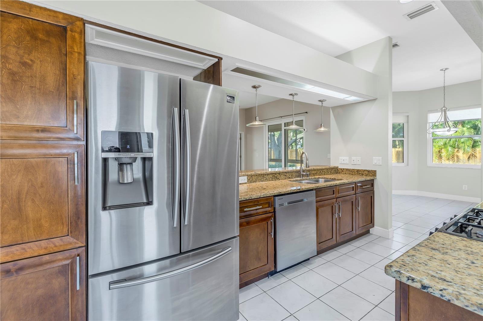 Image 17 of 46 For 4832 Queen Palm Terrace Ne