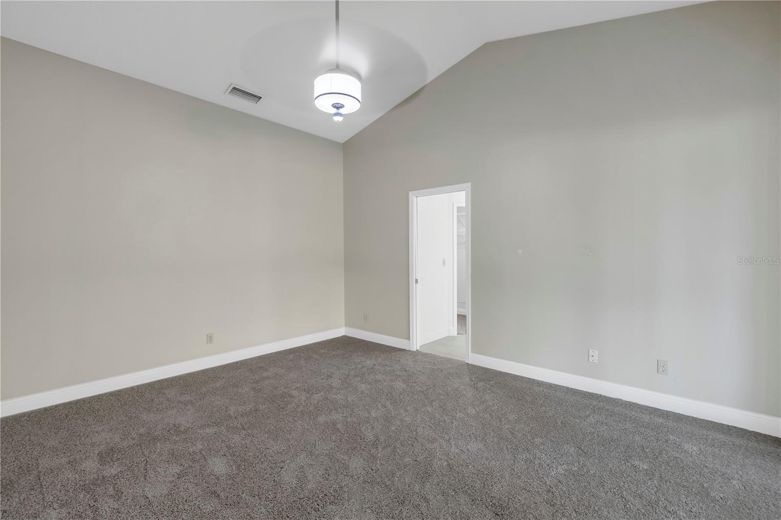 Image 22 of 46 For 4832 Queen Palm Terrace Ne