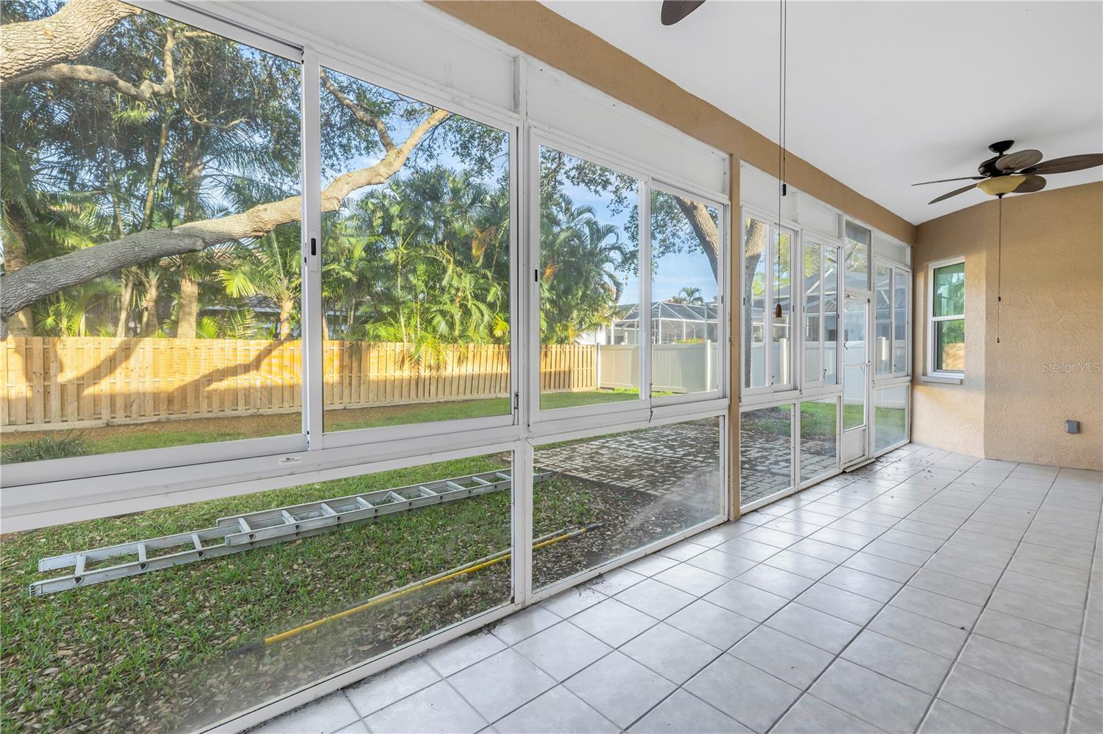 Image 28 of 46 For 4832 Queen Palm Terrace Ne