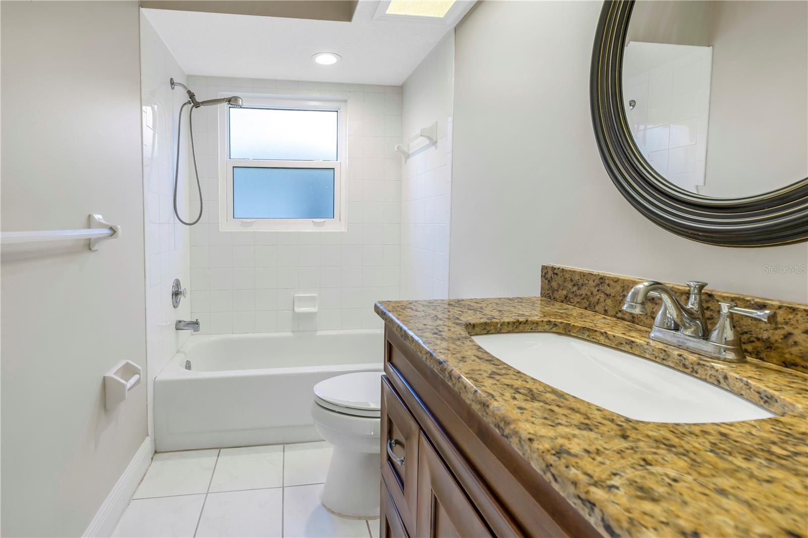 Image 36 of 46 For 4832 Queen Palm Terrace Ne