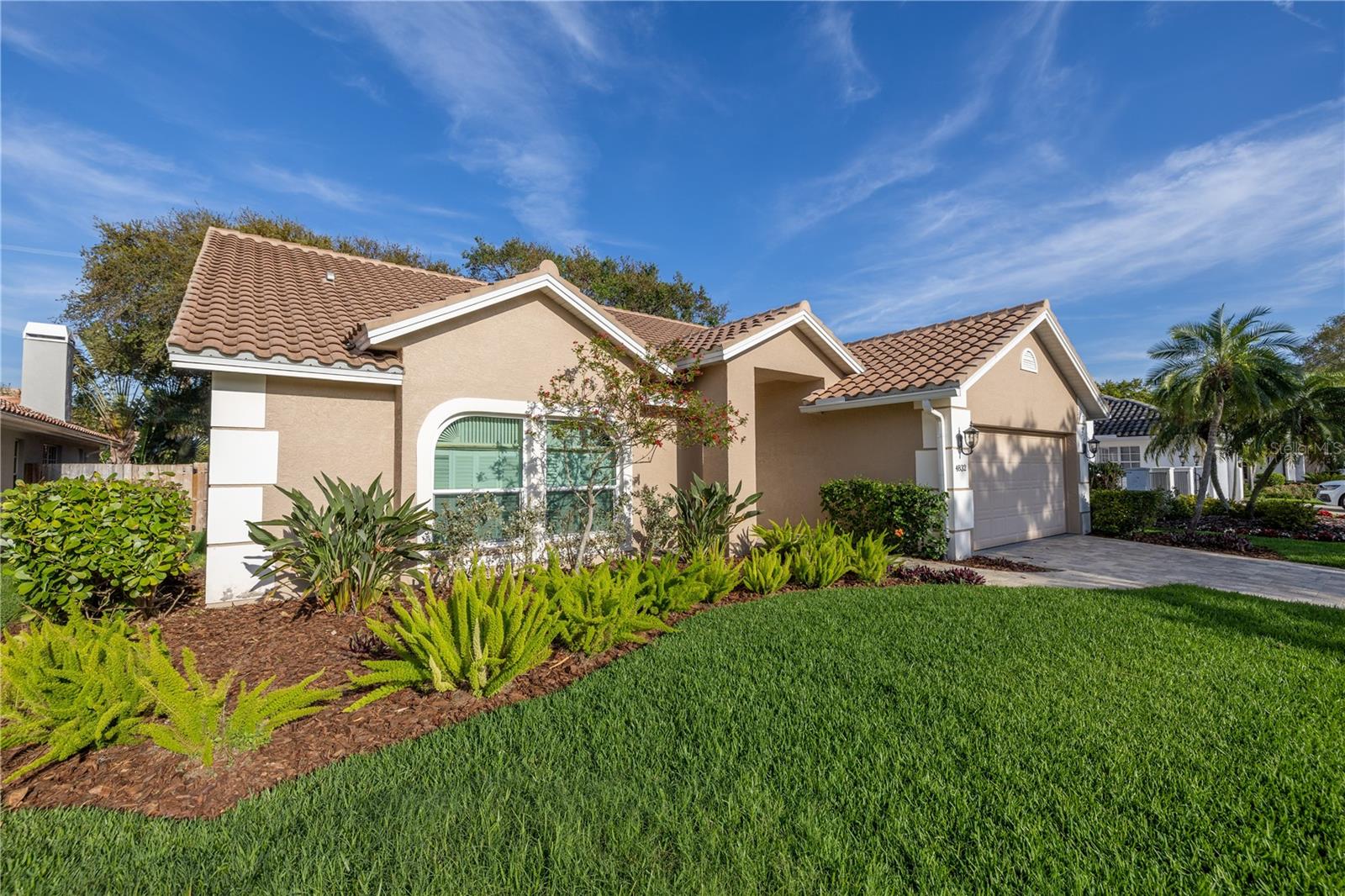 Image 4 of 46 For 4832 Queen Palm Terrace Ne