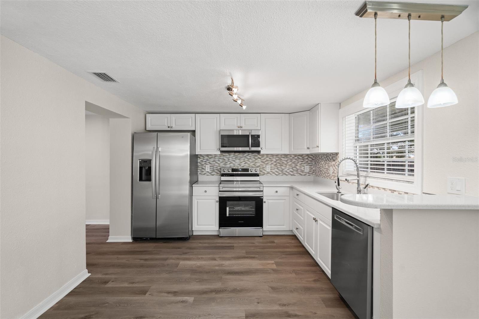 Image 11 of 36 For 5122 Chet Drive