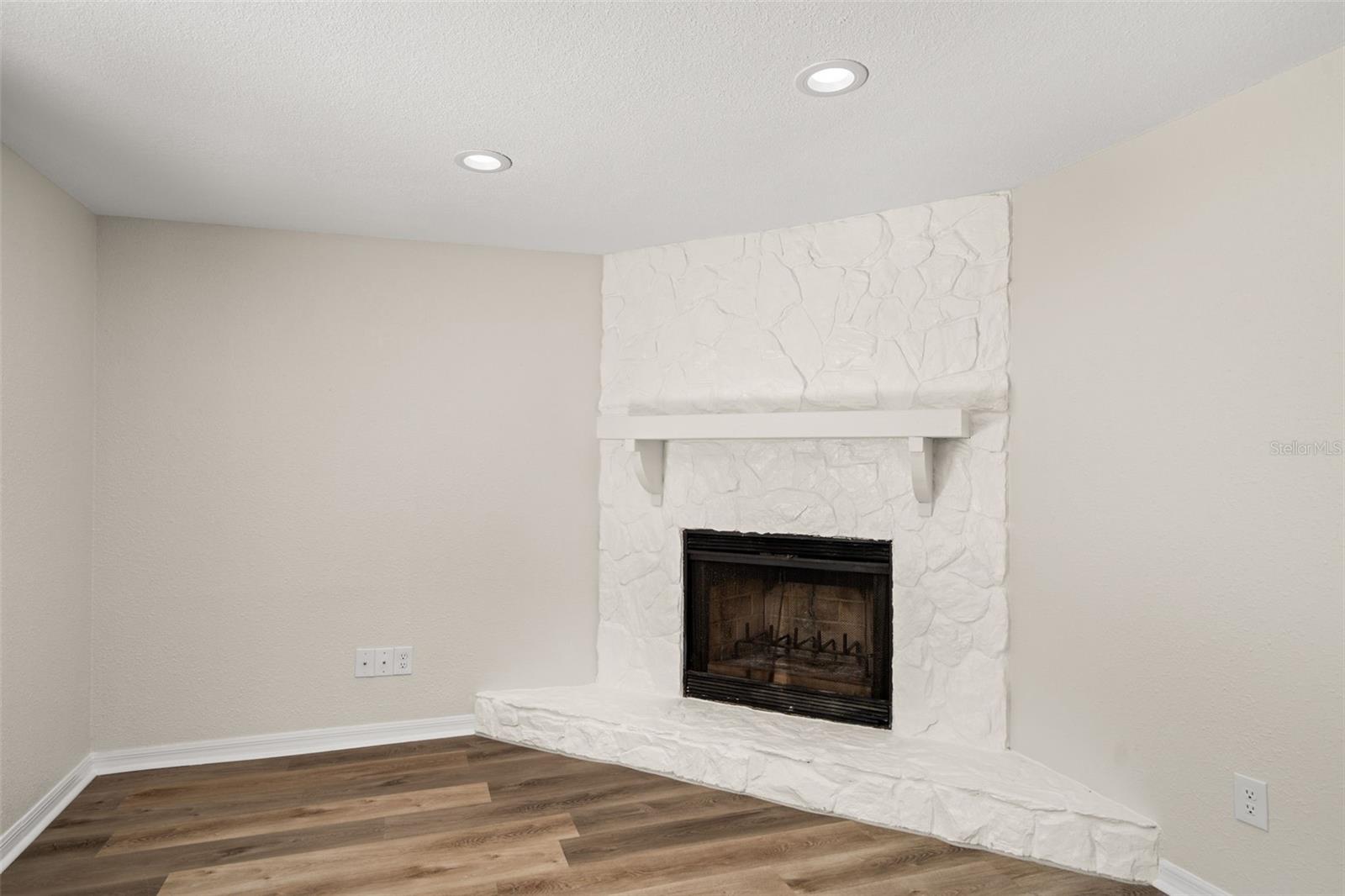 Image 17 of 36 For 5122 Chet Drive