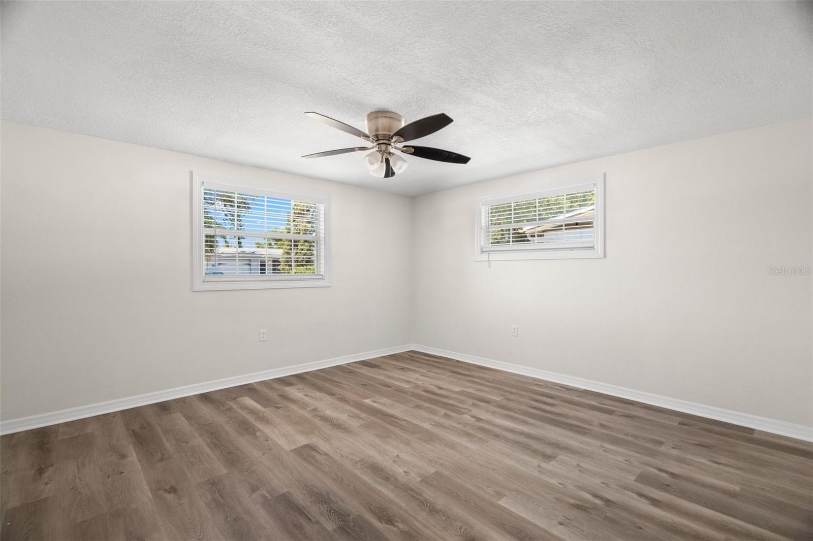 Image 23 of 36 For 5122 Chet Drive