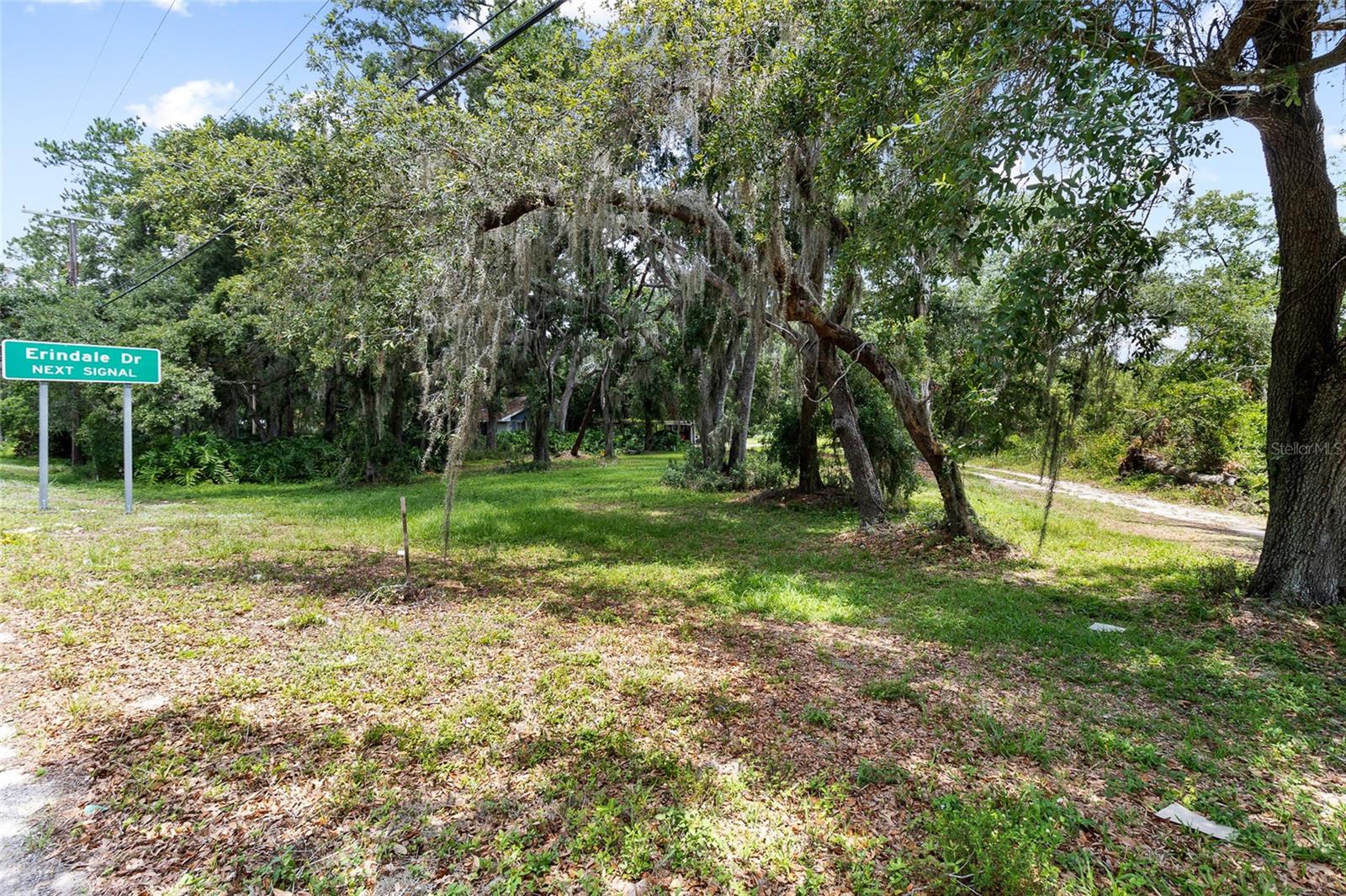 Image 8 of 12 For 3703 Lithia Pinecrest Road
