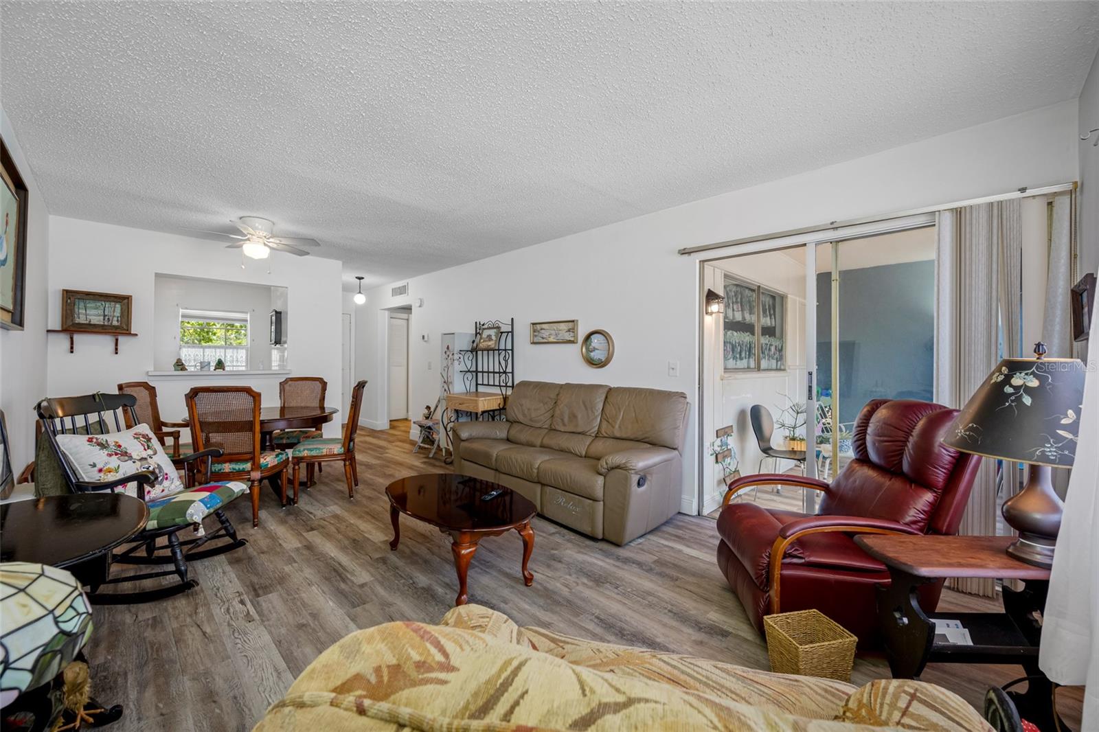 Image 17 of 67 For 2928 Feather Drive