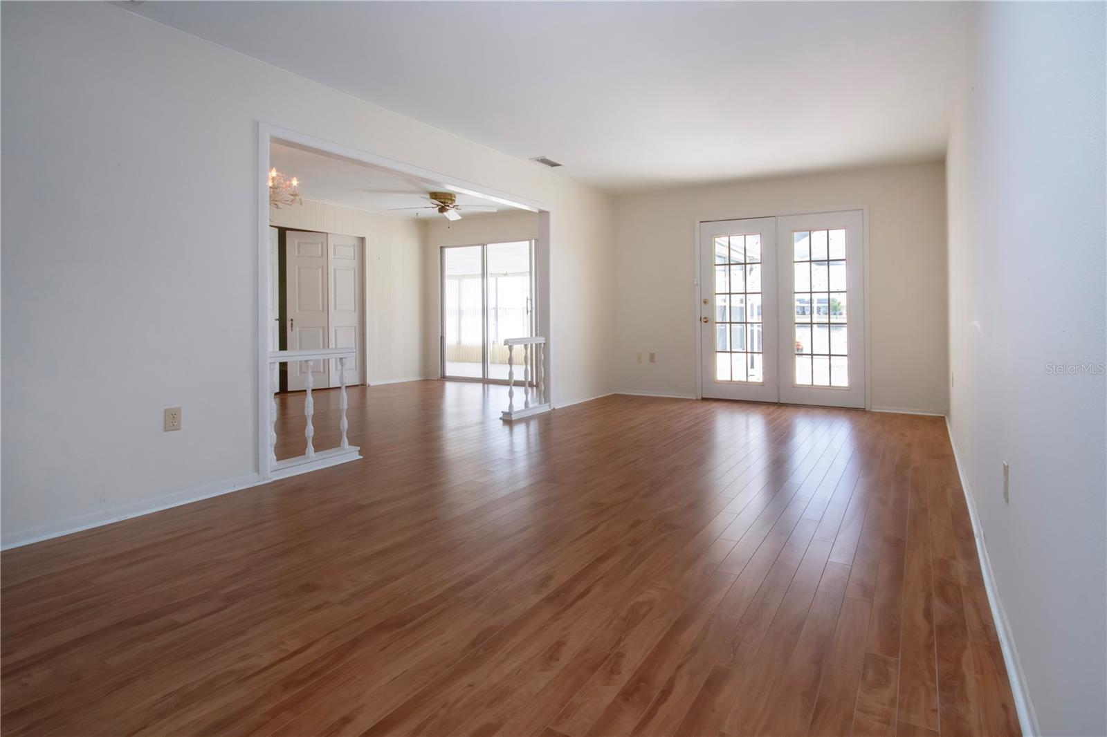 Image 20 of 81 For 1009 Andover Circle