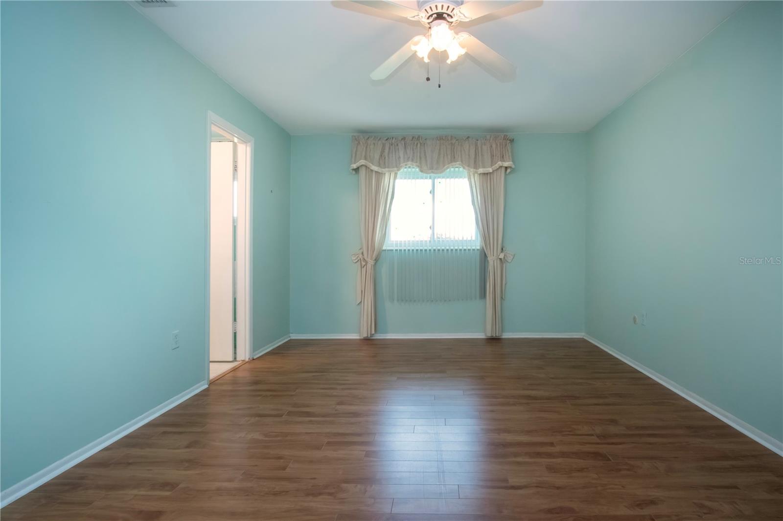 Image 39 of 81 For 1009 Andover Circle