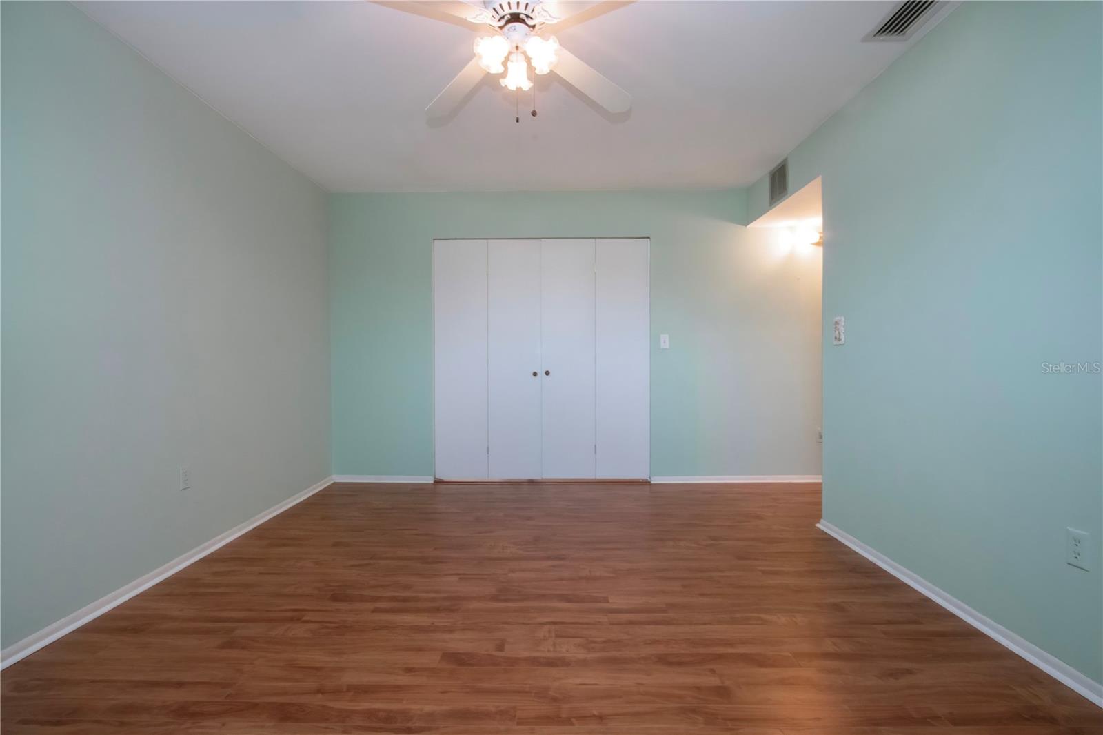 Image 42 of 81 For 1009 Andover Circle