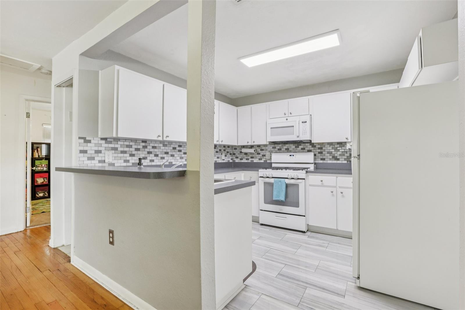 Image 12 of 45 For 1015 13th Avenue Nw