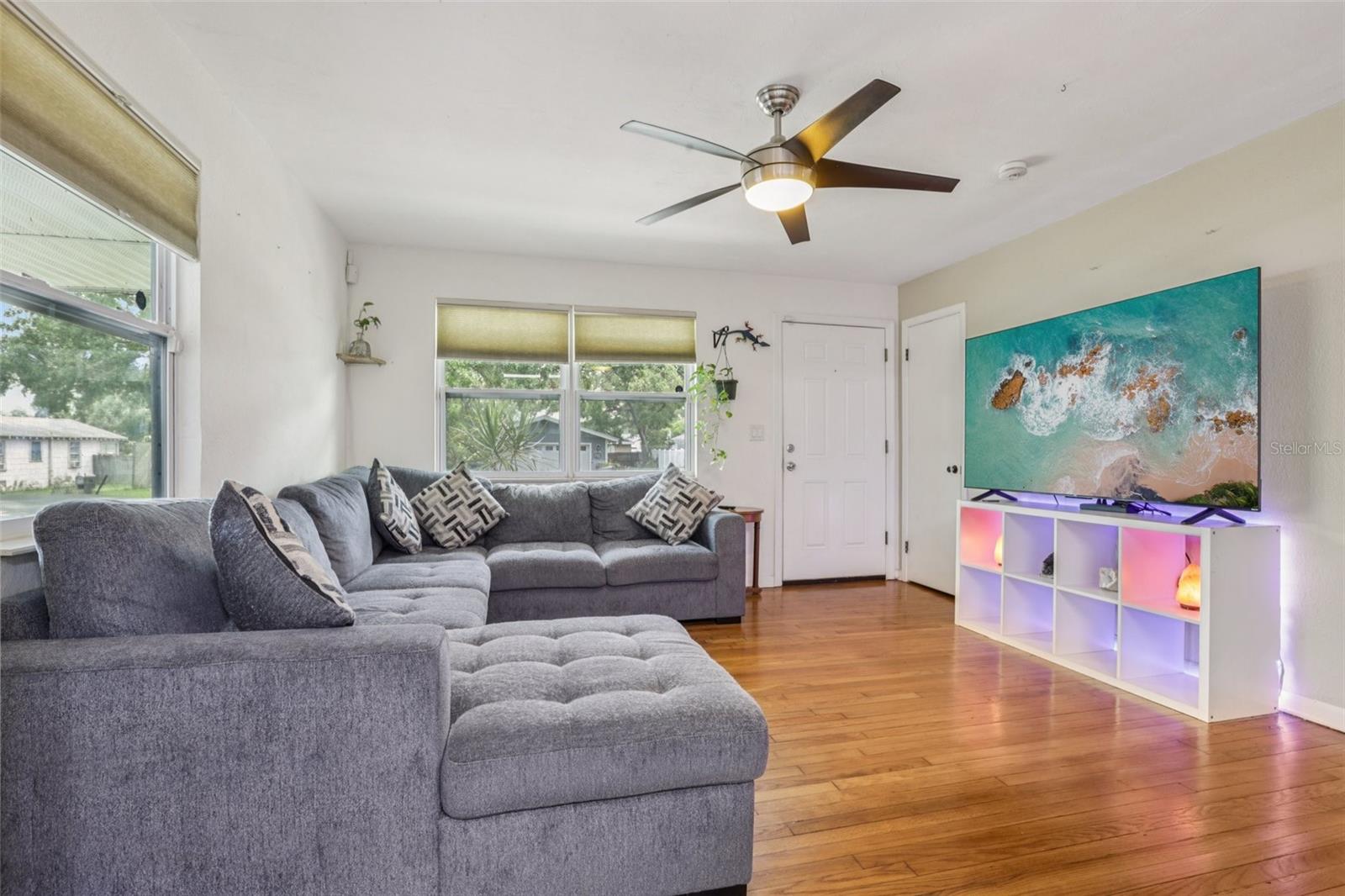 Image 7 of 45 For 1015 13th Avenue Nw