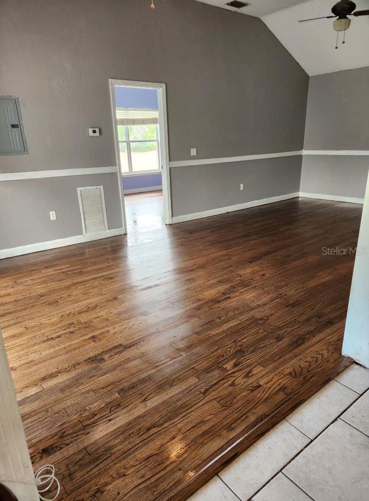Image 11 of 48 For 17430 Spring Valley Road