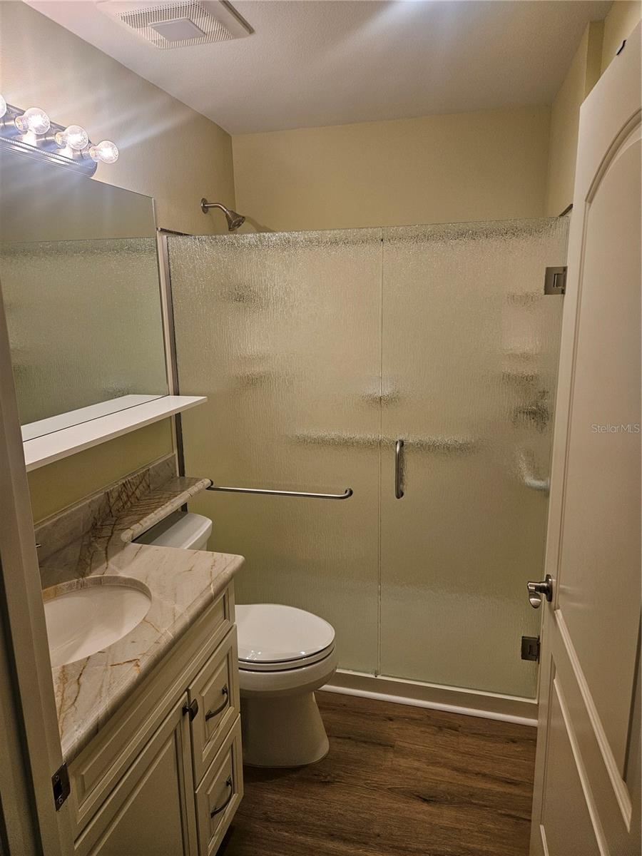 Image 17 of 25 For 2361 Bentley Drive