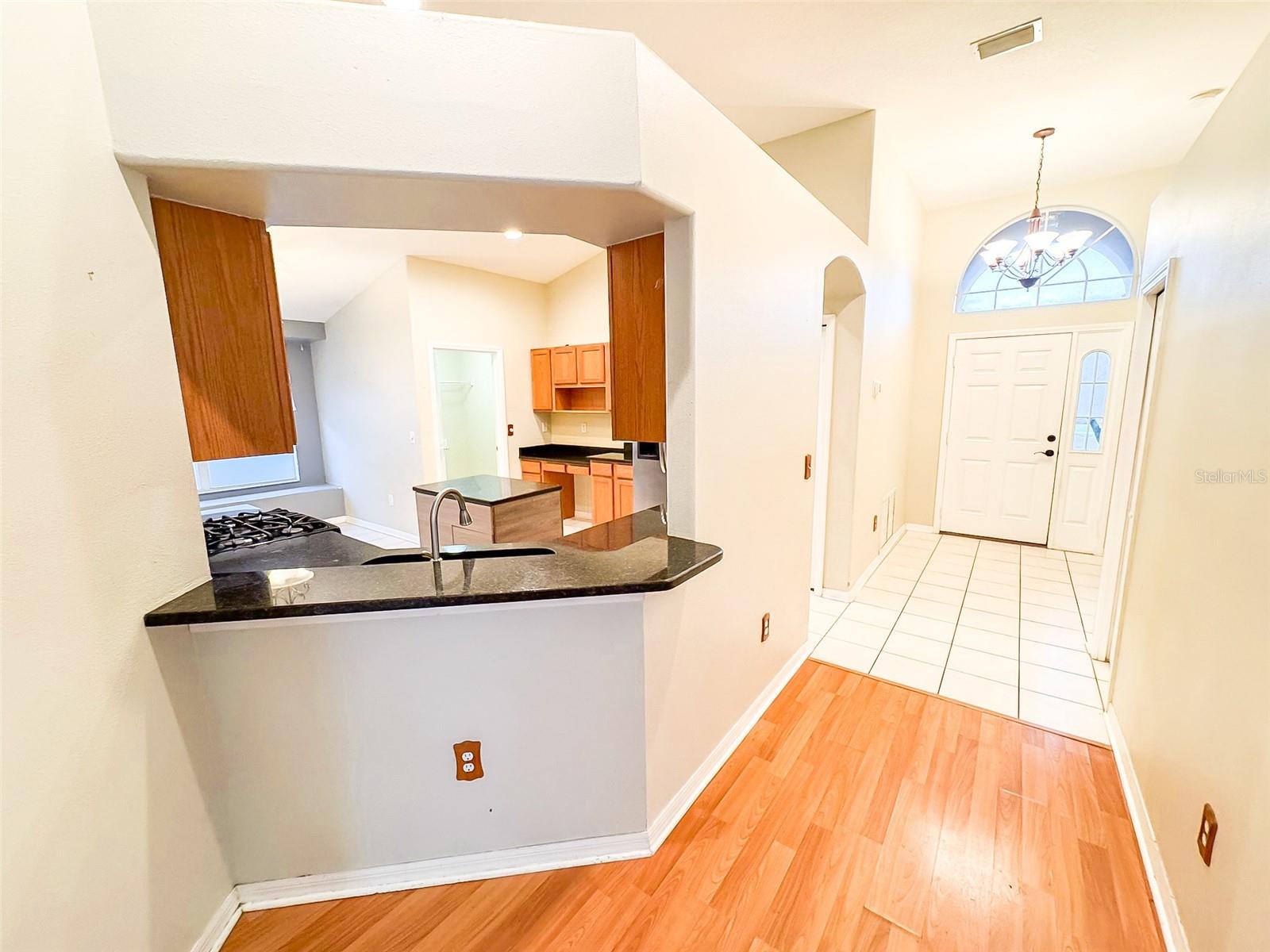 Image 14 of 35 For 9735 Riverchase Drive