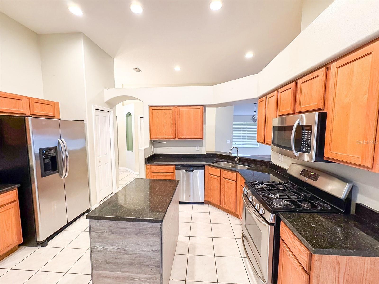 Image 24 of 35 For 9735 Riverchase Drive