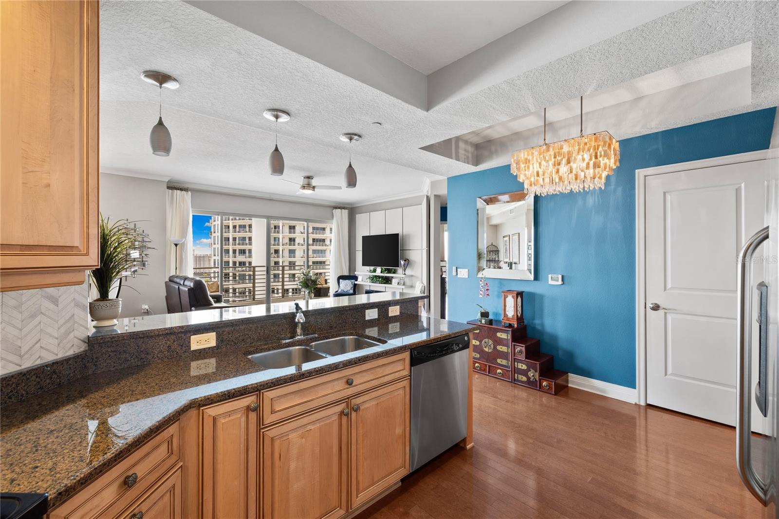 Image 17 of 66 For 449 12th Street 1201