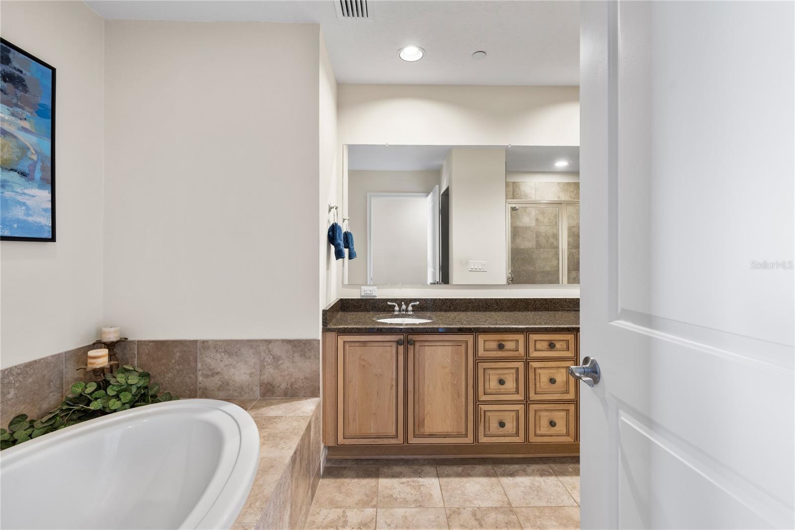 Image 26 of 66 For 449 12th Street 1201