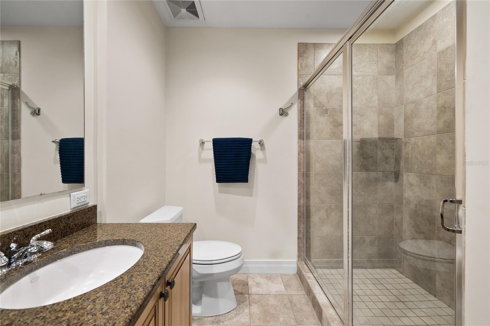 Image 29 of 66 For 449 12th Street 1201