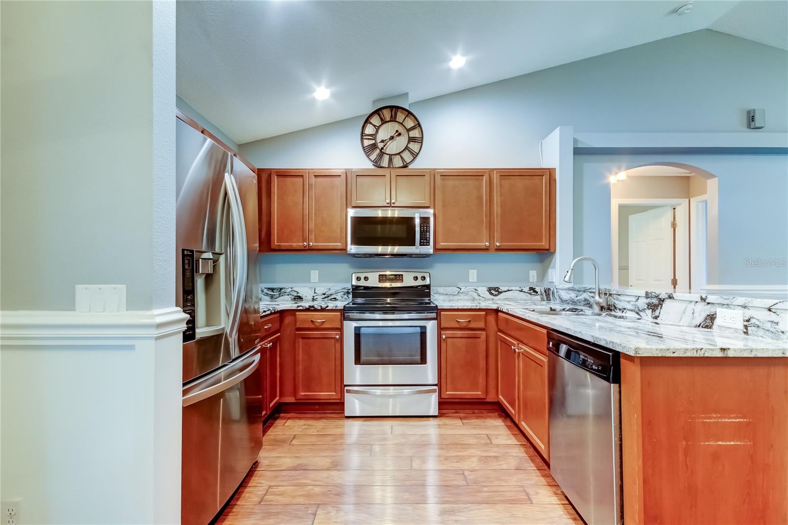 Image 14 of 46 For 6145 103rd Avenue N