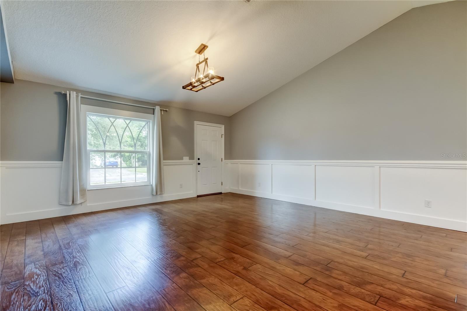 Image 6 of 46 For 6145 103rd Avenue N