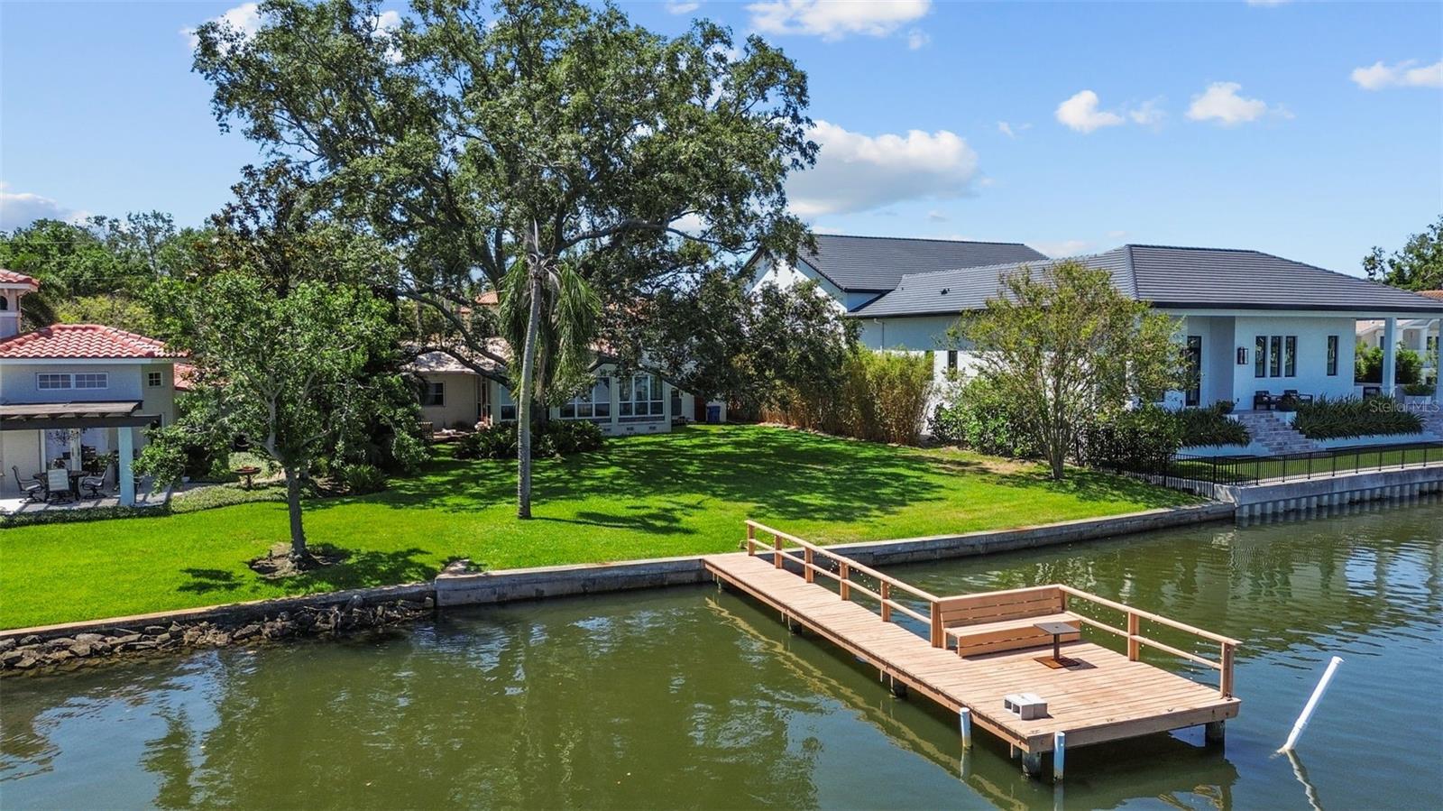 Listing photo id 15 for 1238 Monterey Boulevard Ne
