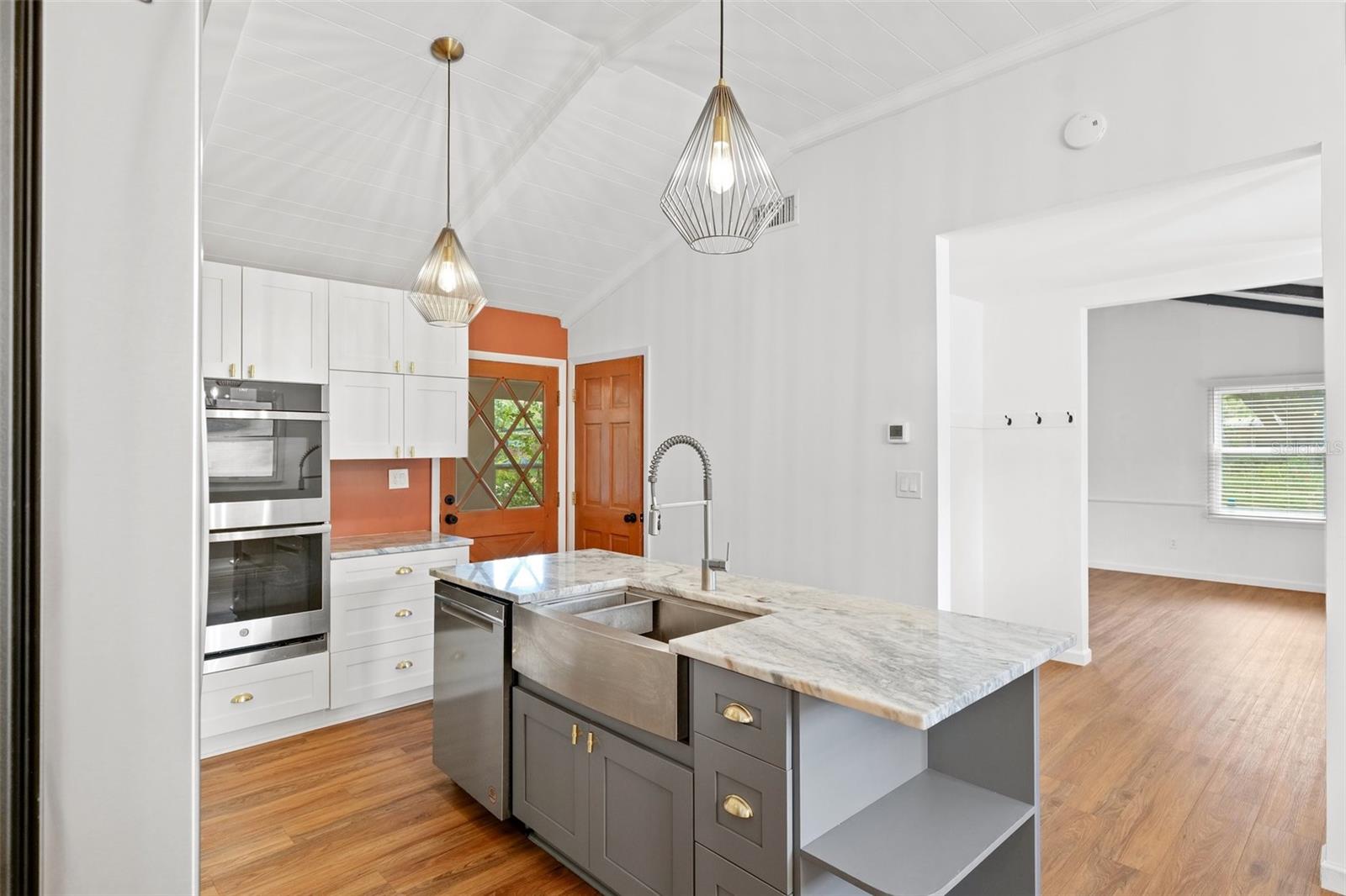 Image 10 of 50 For 509 Falmouth Street