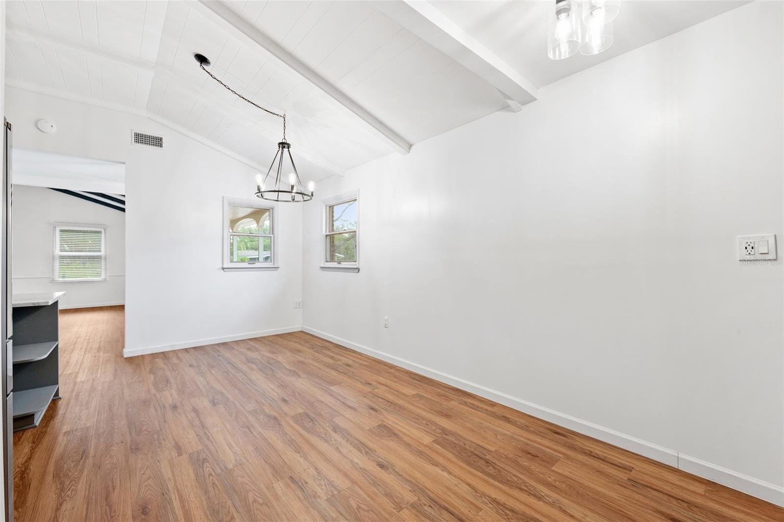 Image 15 of 50 For 509 Falmouth Street