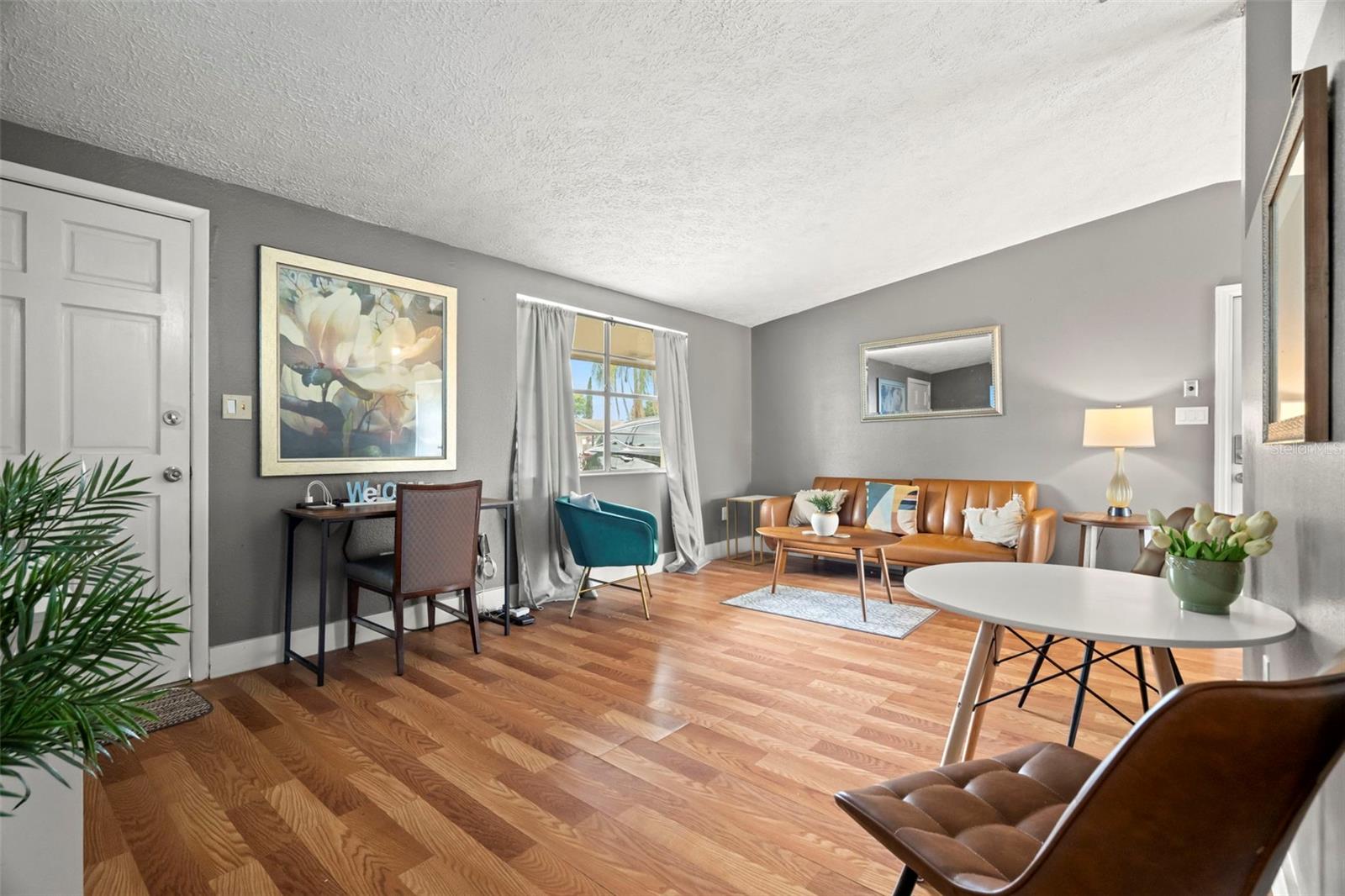 Image 4 of 18 For 4150 Pecos Drive