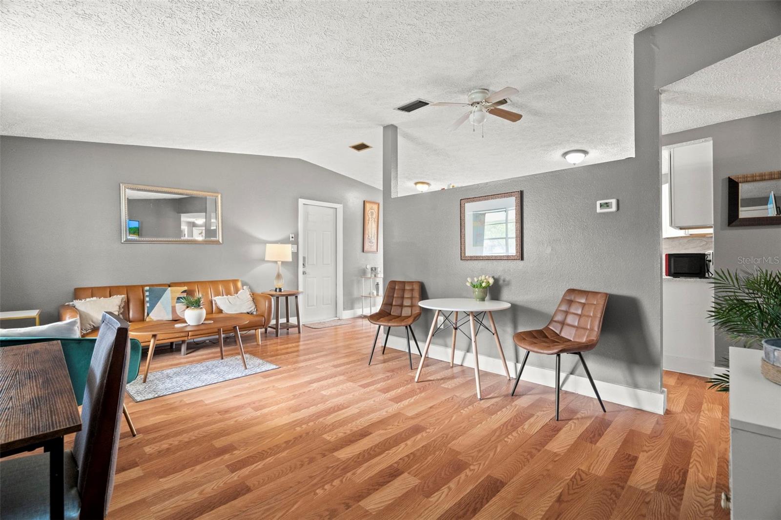 Image 5 of 18 For 4150 Pecos Drive