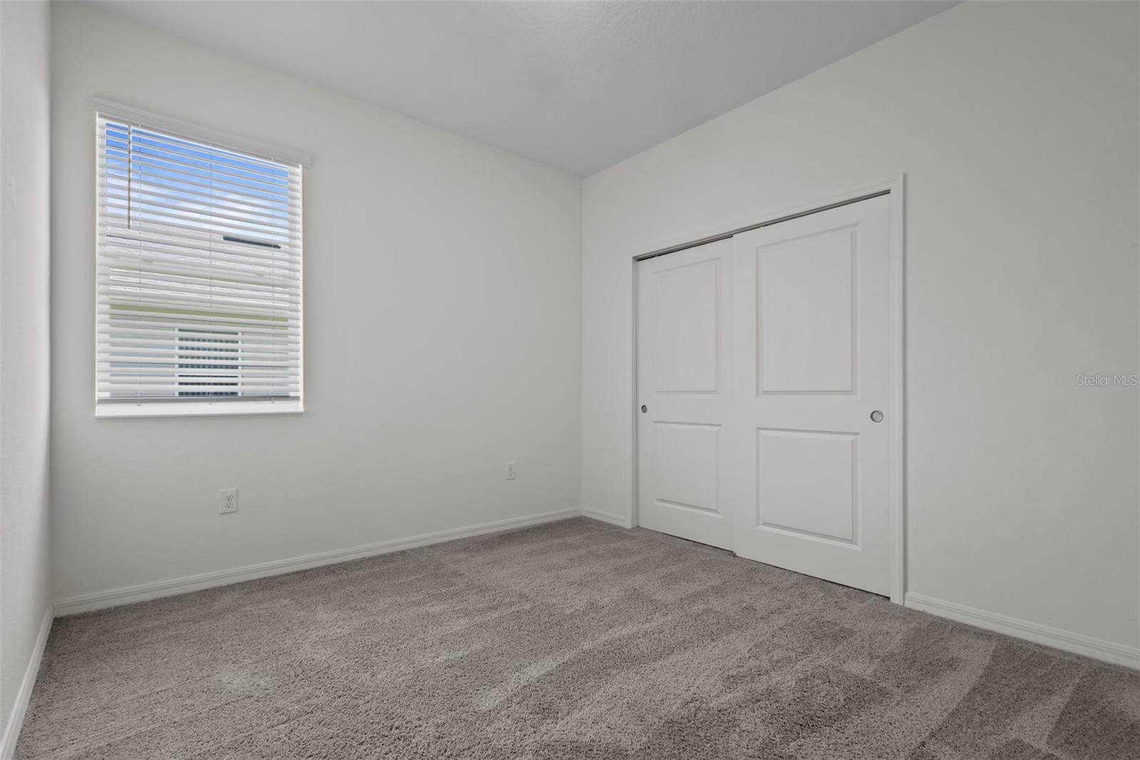 Image 28 of 42 For 12697 Achasta Boulevard
